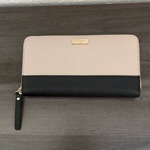 Kate Spade Laurel Way Neda CONTINENTAL Saffiano Leather Wallet Warm Beige Black
